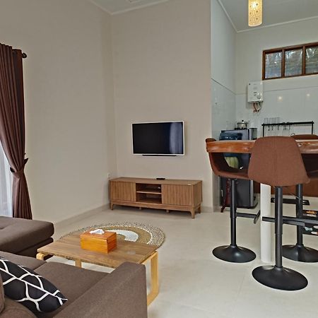 Made Oka Homestay And Warung Munduk Екстериор снимка
