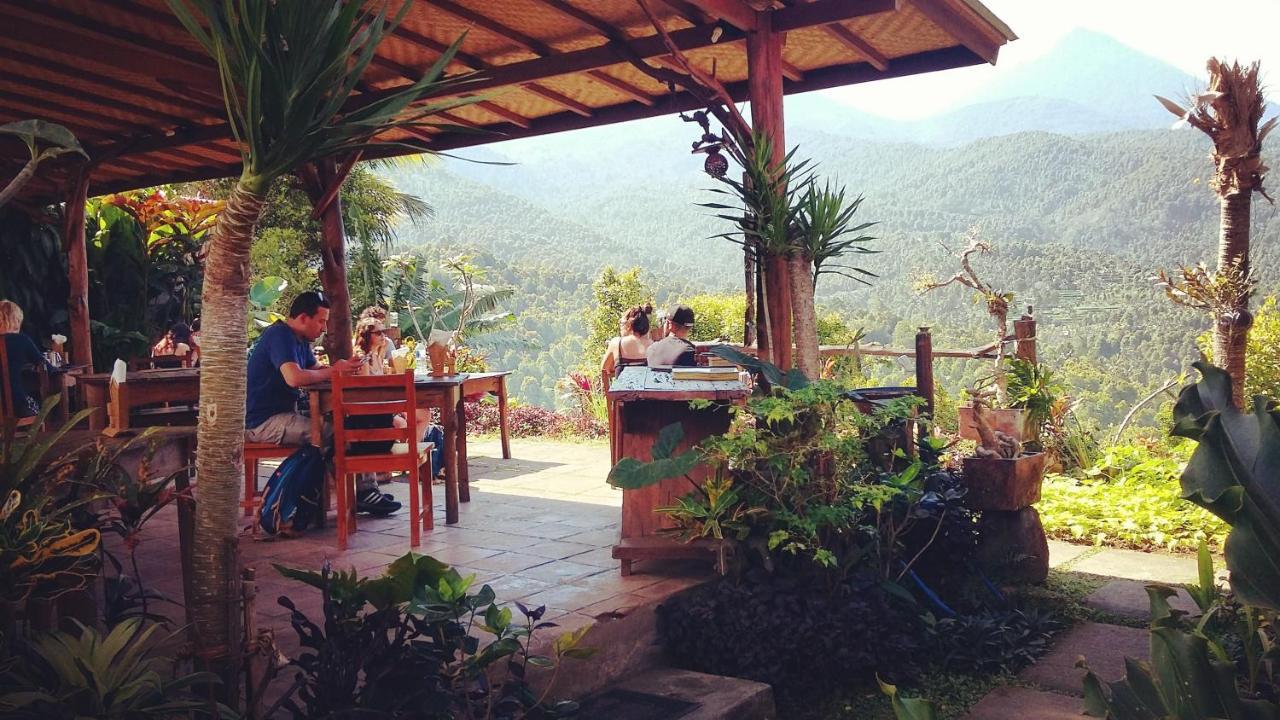 Made Oka Homestay And Warung Munduk Екстериор снимка