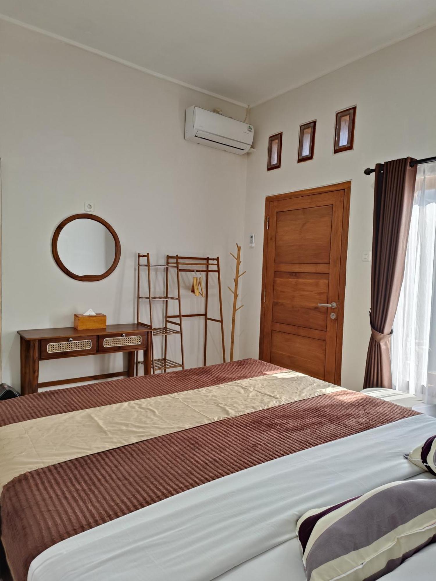 Made Oka Homestay And Warung Munduk Екстериор снимка