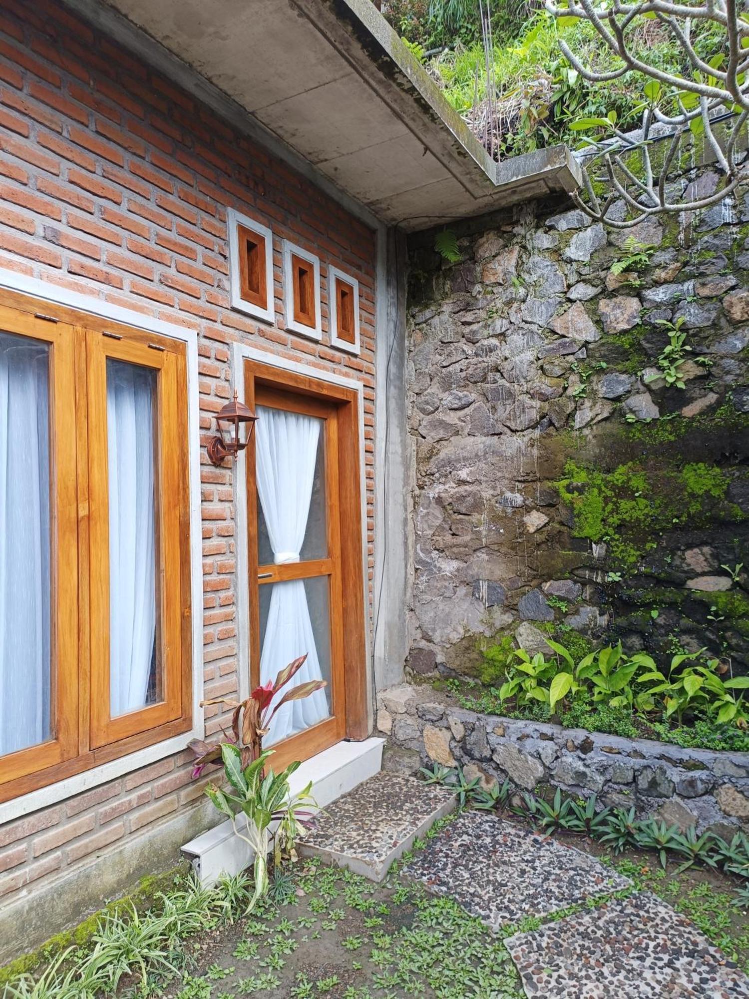 Made Oka Homestay And Warung Munduk Екстериор снимка